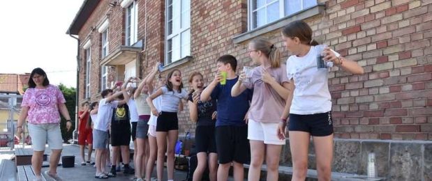 Nyárváró Vizes Fesztivál a DÖK szervezésében