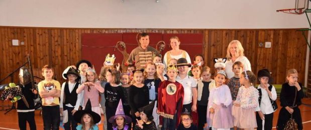 Magyar népmese napja